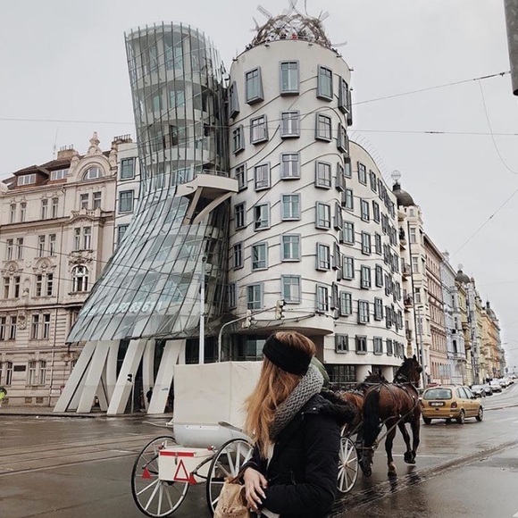 🌸Meet Me🌸 - Picture 5 of 5